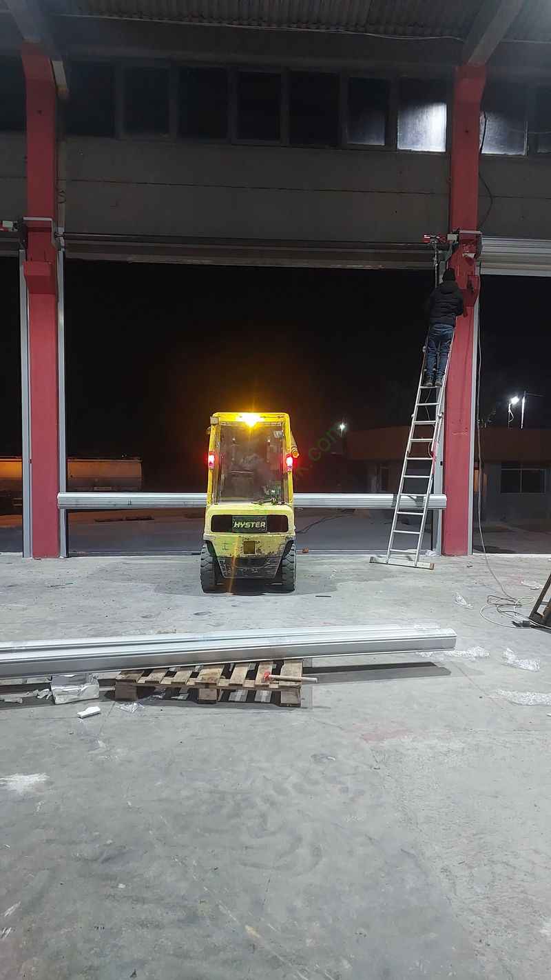 Tuzla Kargo Deposu Galvaniz Kepenk Montajı 8