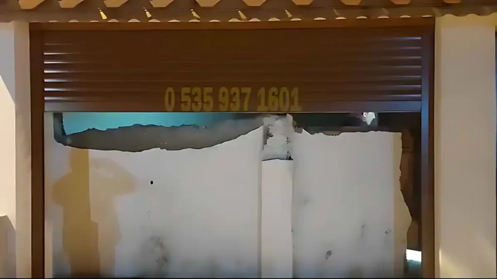 Beykoz Kepenk Montajı: Villa Garajına Özel Renk Otomatik Kepenk Uygulaması 8 Beykoz Kepenk Montajı Beykoz otomatik kepenk motor sistemi montaj