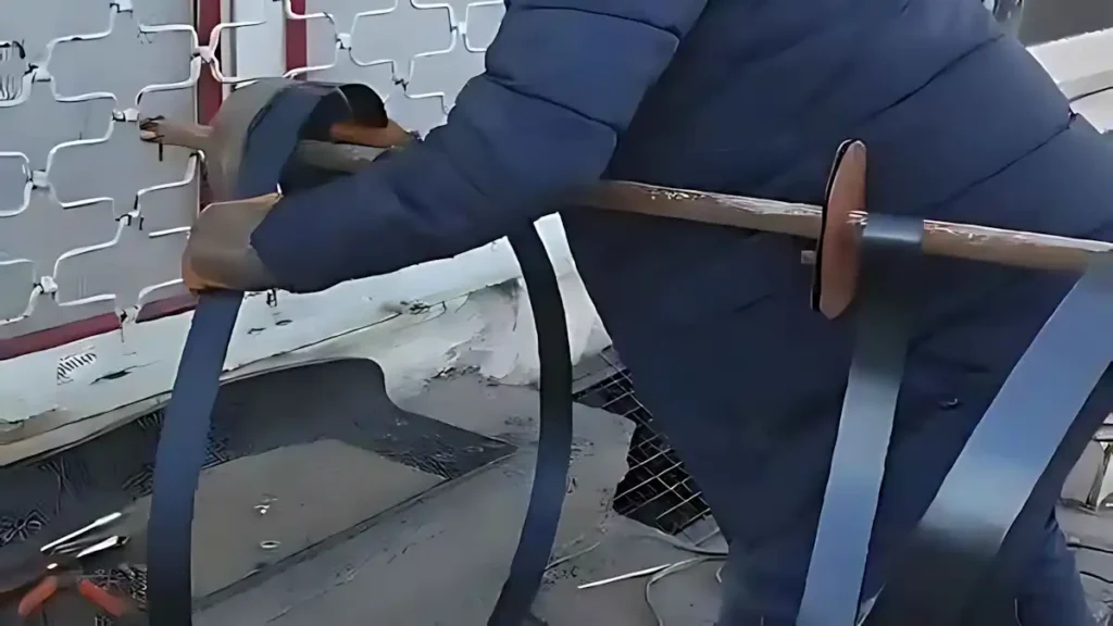 Esenler Acil Kepenk Tamiri: Kırık Yay Arızası Aynı Gün Çözümü 3 Kırık yay değişimi mağaza esenler kepenk tamiri