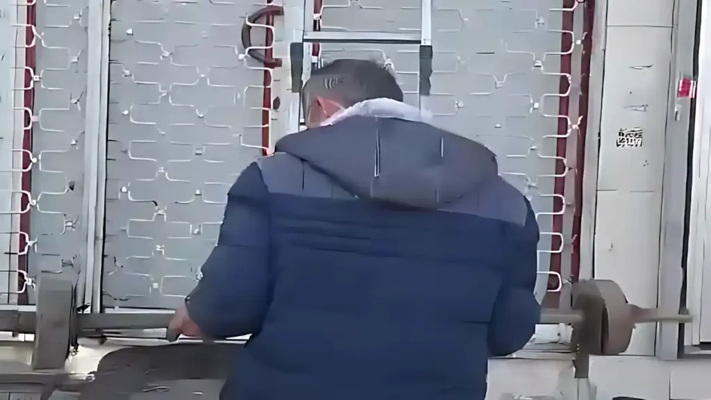 Esenler Acil Kepenk Tamiri: Kırık Yay Arızası Aynı Gün Çözümü 14 Esenler kepenk Tamiri Esenler kepenk yay kırılması acil tamir öncesi