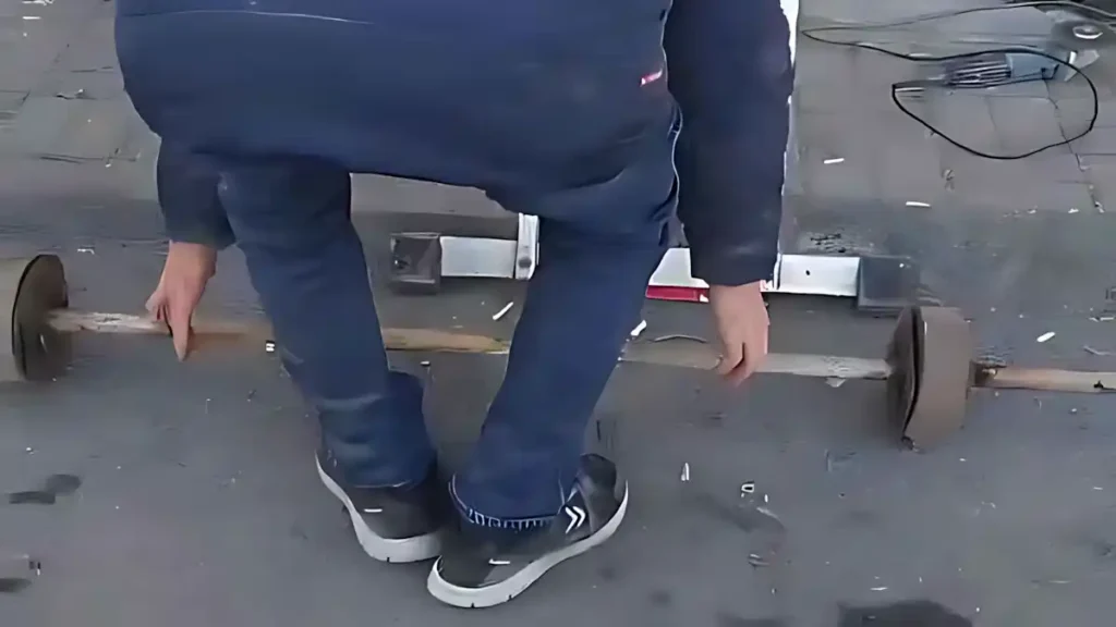 Esenler Acil Kepenk Tamiri: Kırık Yay Arızası Aynı Gün Çözümü 13 Esenler kepenk Tamiri Esenler kepenk yay kırılması acil tamir öncesi