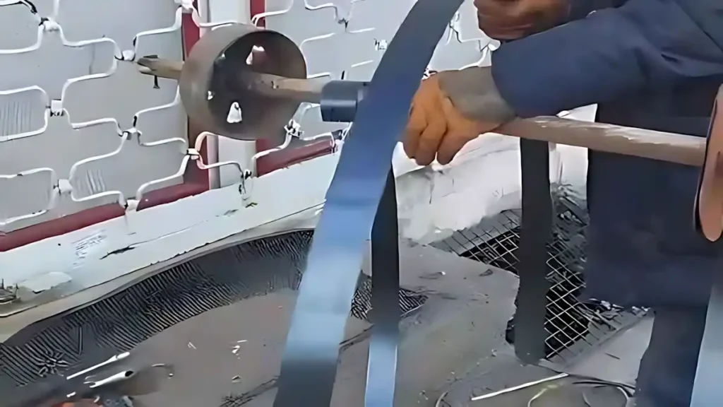 Esenler Acil Kepenk Tamiri: Kırık Yay Arızası Aynı Gün Çözümü 7 Esenler kepenk Tamiri Esenler kepenk yay kırılması acil tamir öncesi