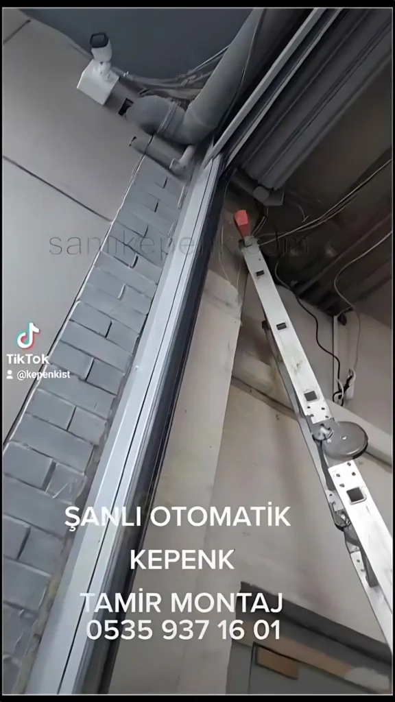 Esenler Lojistik Depo Kepenk Montajı: Endüstriyel Otomatik Kepenk Sistemi 9 Esenler Depo Kepenk Montajı Lamellerin geçirilmesi Otomasyon detayları