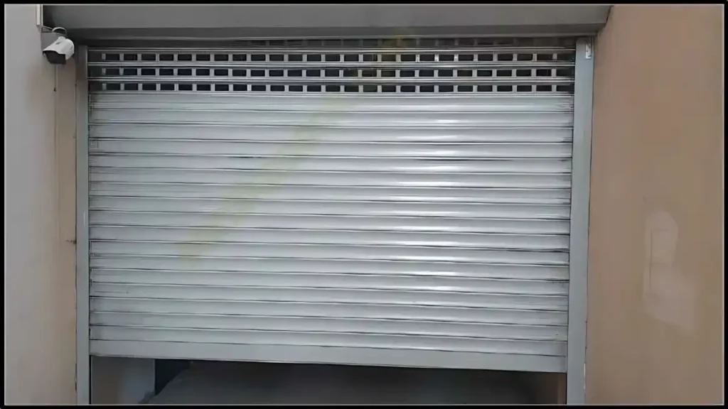 Eyüpsultan Otomatik Kepenk Tamiri: Küçük Bir Somun Büyük Sorun Çıkardı 5 Somun sıkışması (obstrüksiyon) sonrası Eyüpsultan Kepenk Tamiri Projemiz.