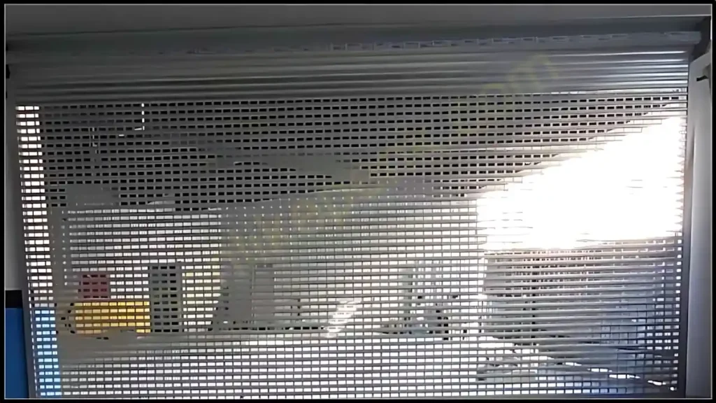 Fatih Araç Otoparkı Alüminyum Gözlü Kepenk 12 Fatih Otopark Kepenk Uzaktan kumanda ile kolay açma-kapama