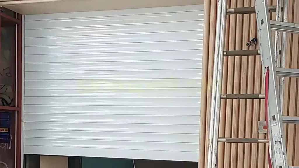 Kadıköy İş Yeri İki Adet Alüminyum Kepenk Montajı Projesi 3 Alüminyum kepenk montaj süreci Kadıköy Kepenk Montajı