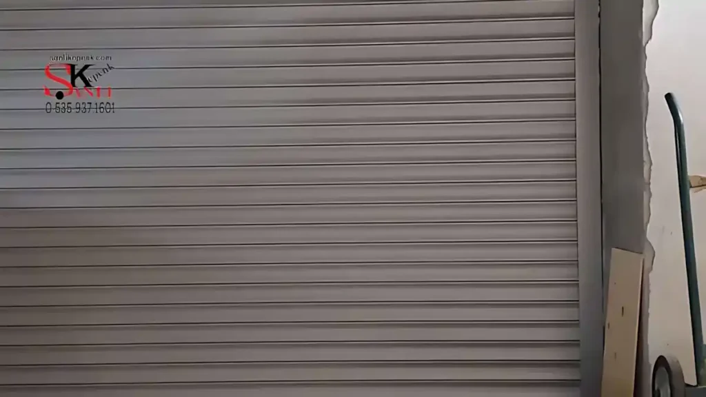 Kağıthane İzzetpaşa İkinci Kat Kepenk Montajı Projesi 15 Kağıthane kepenk montajımız Yüksek kat kepenk montaj süreci