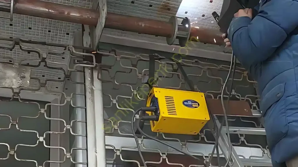 Kartal Eski Tip Kafesli Kepenk Daraba Tamiri Projesi 9 Kartal kepenk daraba tamiri. Kartal kepenk daraba onarım süreci