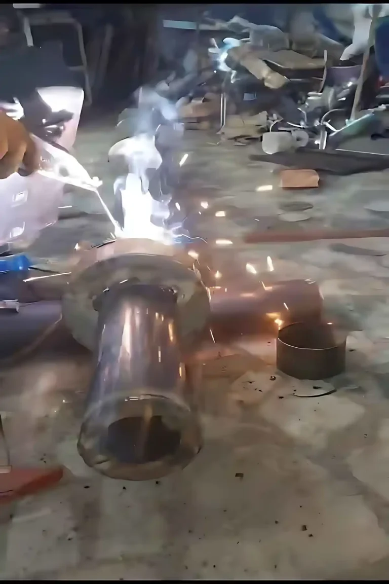 Beylikdüzü'nde oto tamirhane kepenk tamburu kaynak tamiri. Kepenk Tambur tamiri