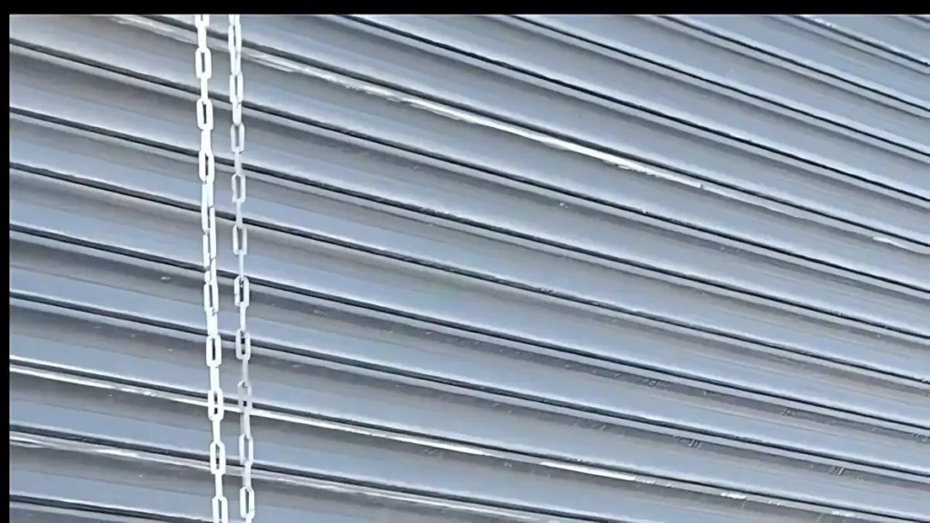 Ümraniye Çözüm Elektrostatik Toz Boya Kepenk Lamel Tamiri Projesi 5 Ümraniye Kepenk Lamel Tamiri. Çözüm Elektrostatik toz boya kepenk tamiri. Ümraniye endüstriyel kepenk onarımı